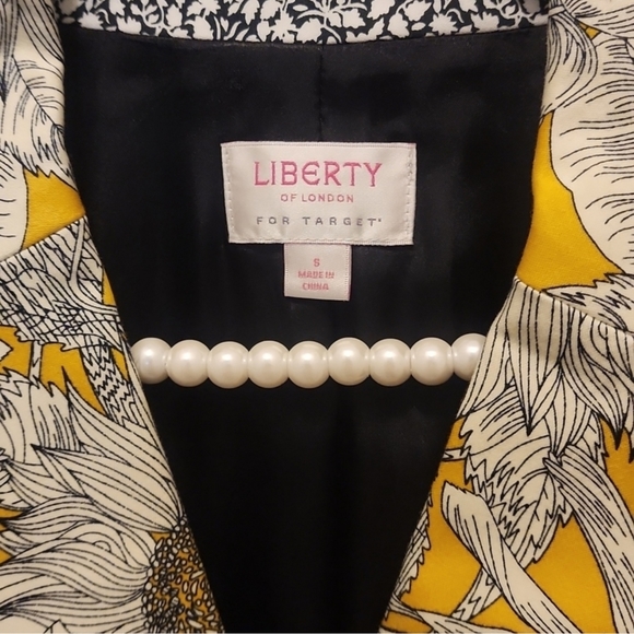 Liberty of London Spring Coat - Picture 2 of 3